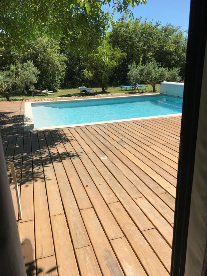 Bed and Breakfast L'Atelier Des Coudelieres Le Thor Exterior foto